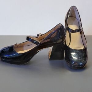 81/2 black crown and ivy